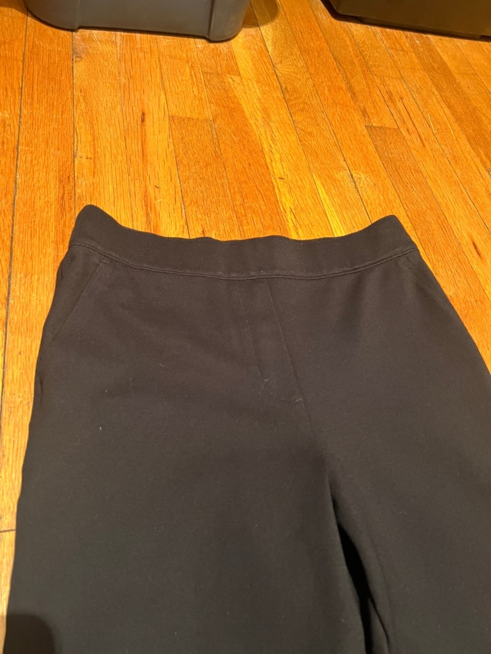 Spanx Perfect Pant Kick Flare Cropped in Black, Women’s size Large - Picture 7 of 15